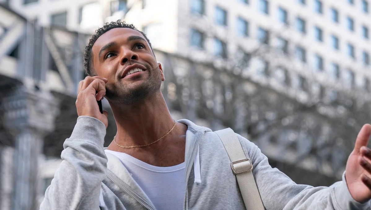 Сериал Эмили в Париже 4 сезон 1 серия смотреть онлайн