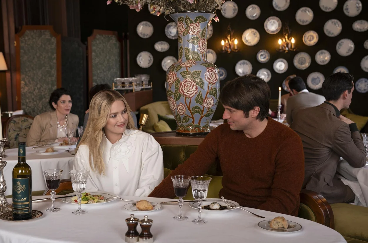 Сериал Эмили в Париже 4 сезон 7 серия смотреть онлайн